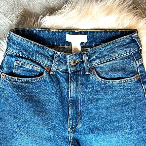 High waisted, ankle length jeans - Picture 3 of 4